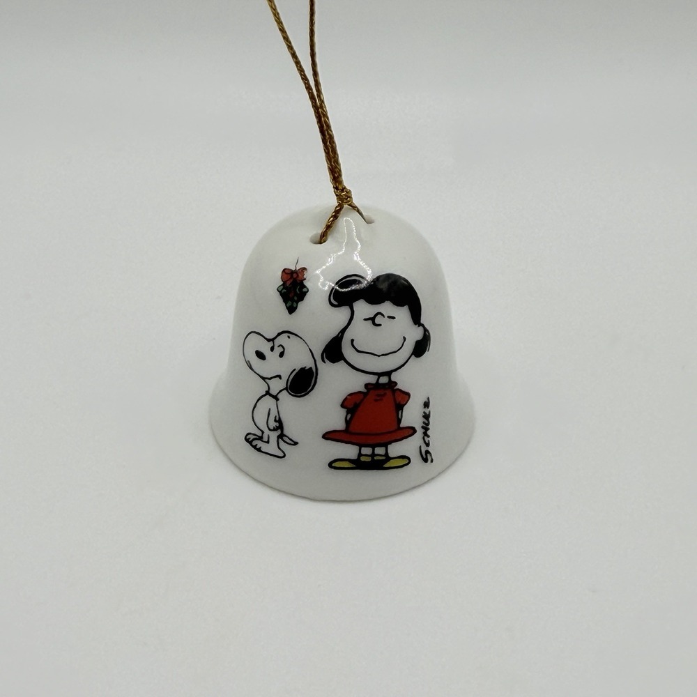 Peanuts Snoopy Lucy Glass Christmas Mistletoe Mini Bell Ornament Schultz Japan